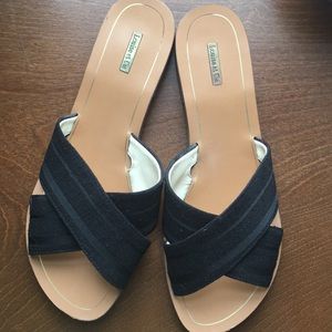 Minimalist sandals